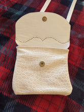 Tooled Ivory Print Leather Pocket Purse